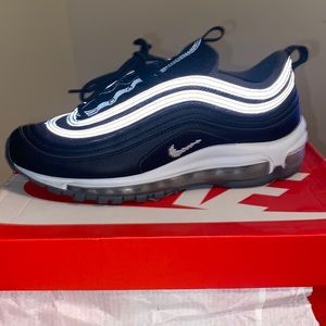 Size 7y nike air max 97 y2k
